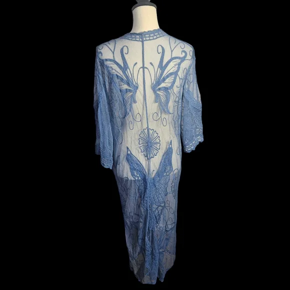 Butterfly Robe - Picture 4 of 5
